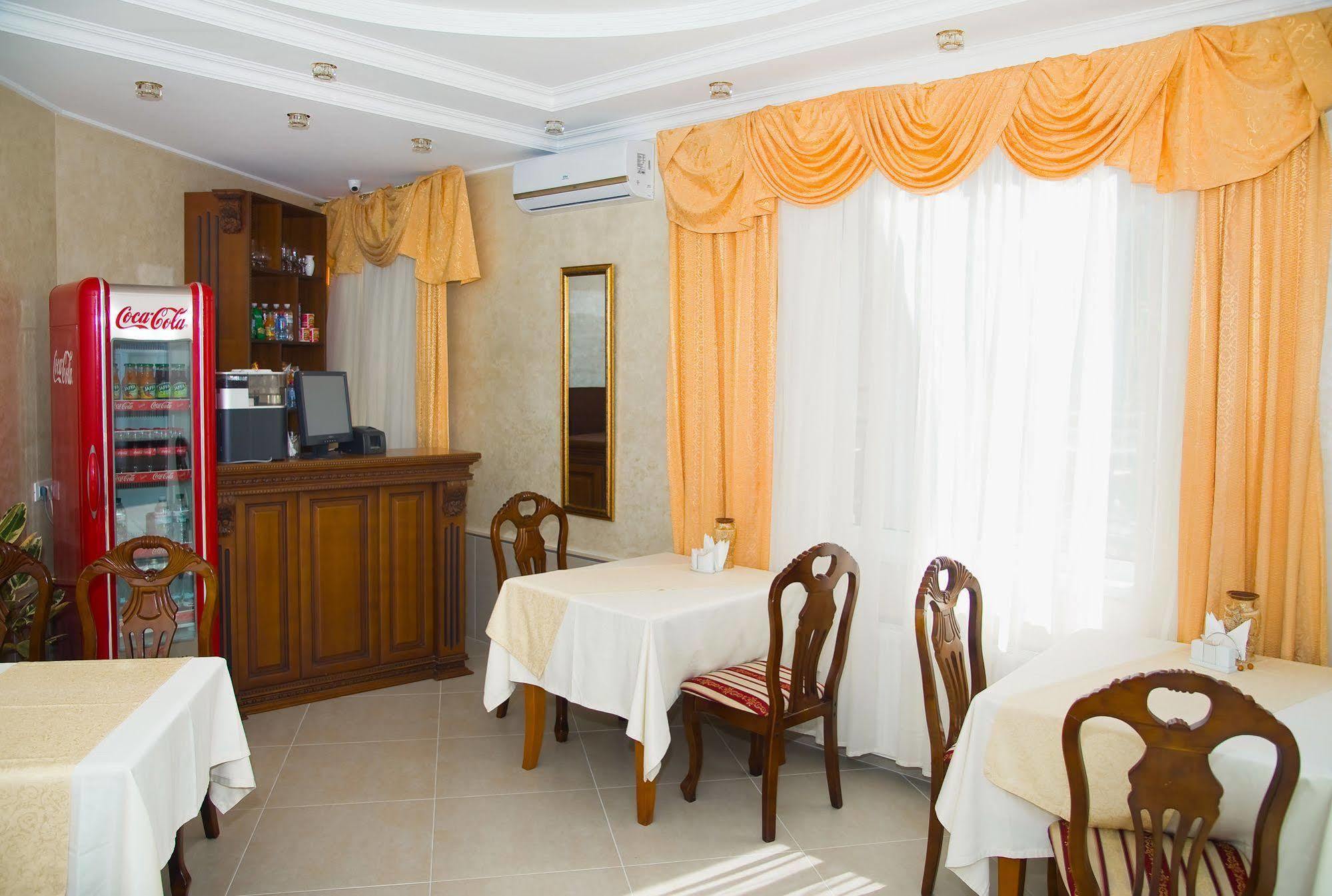 Neapol Hotel