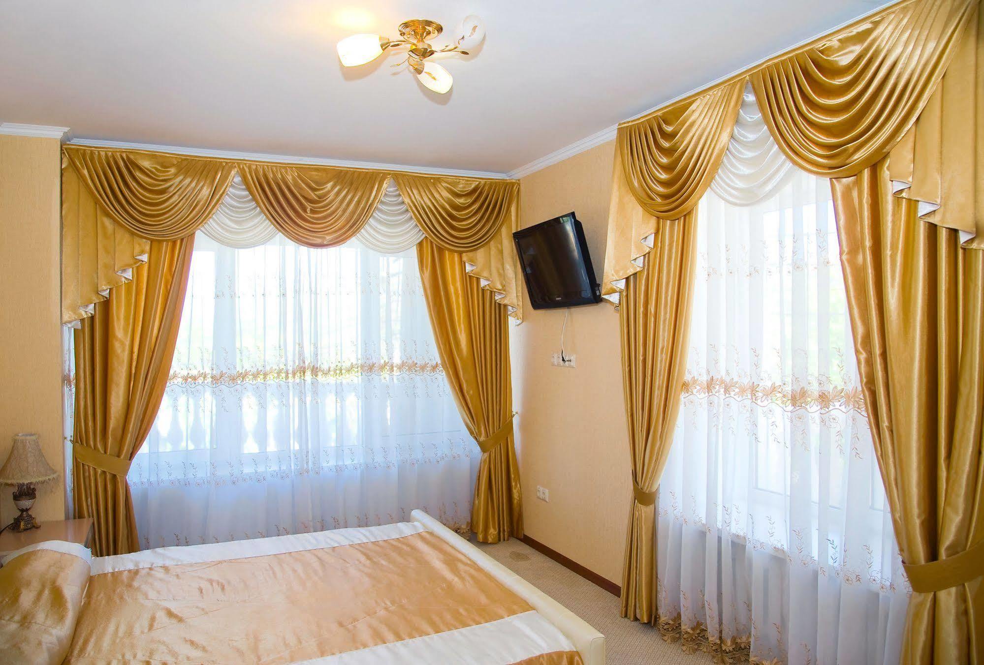 Neapol Hotel 3*